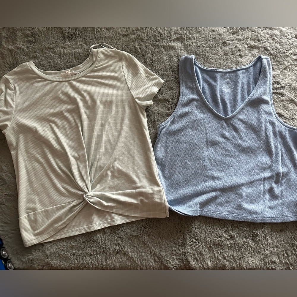Medium shirt bundle!